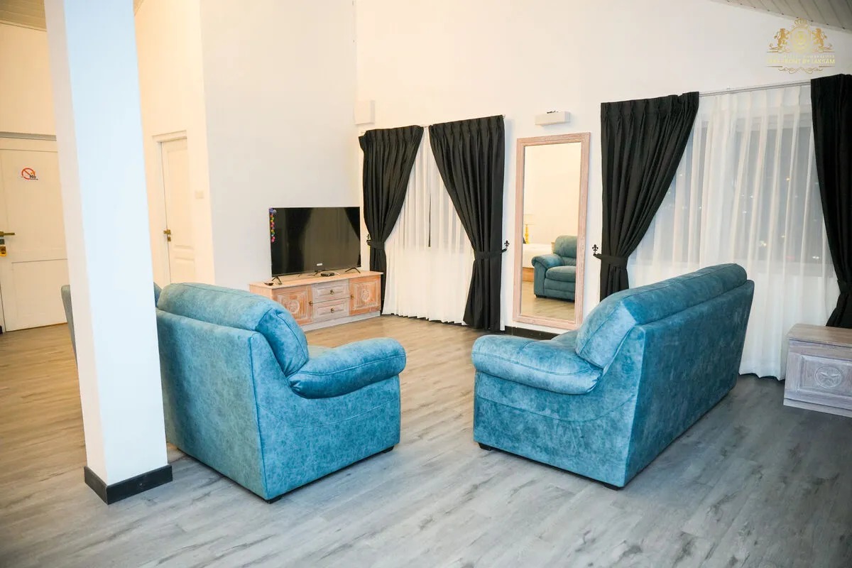 Suite 1 - Gallery Image